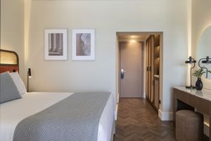 Woonvoorbeeld familiekamer superior