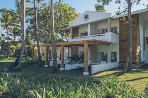 Woonvoorbeeld junior suite (zwembad- of zeezicht)