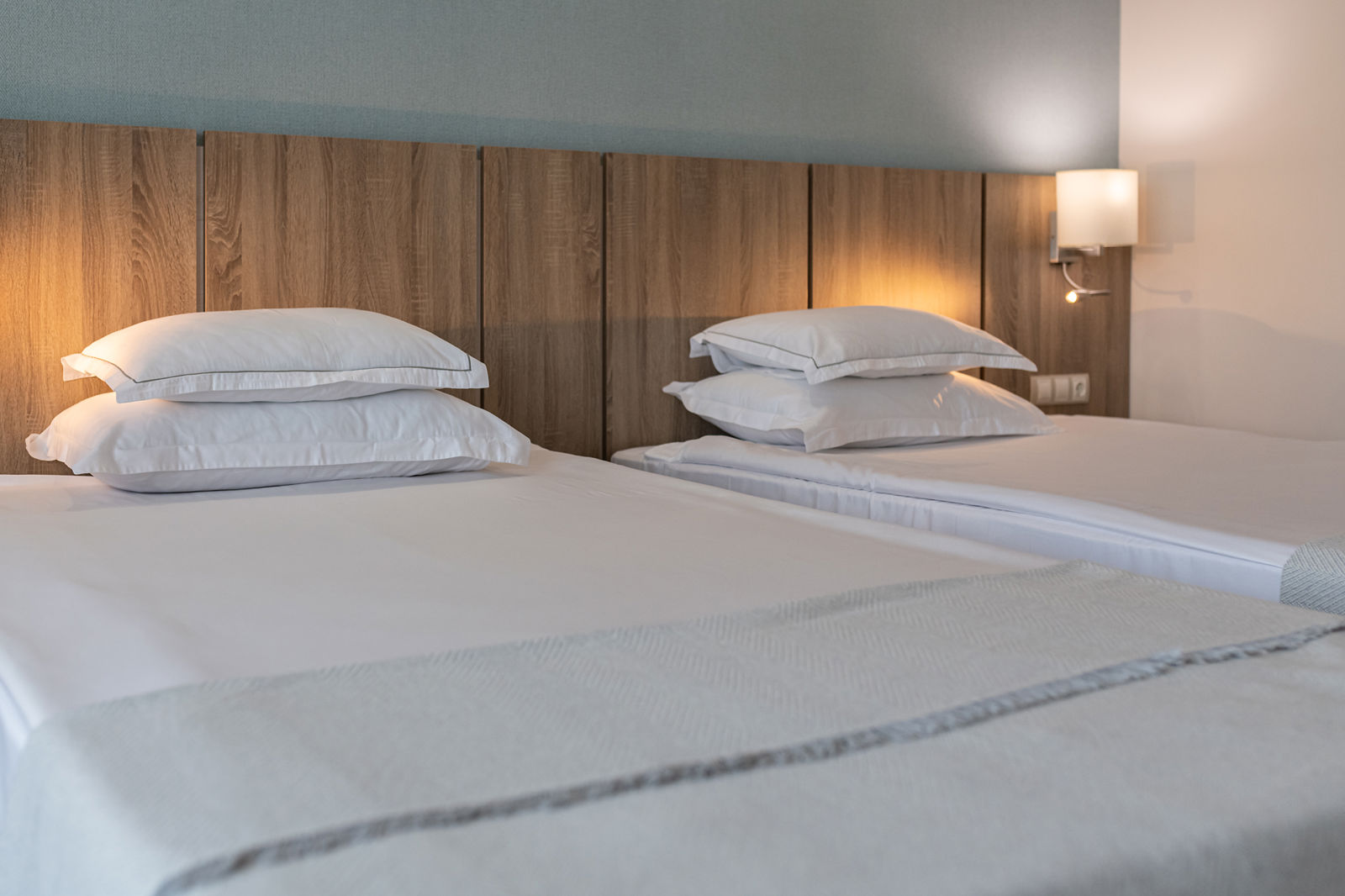 Sentido Neptun Beach slide 3