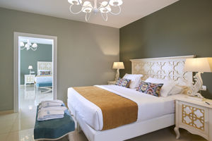 Anemos Luxury Grand Resort Hotell