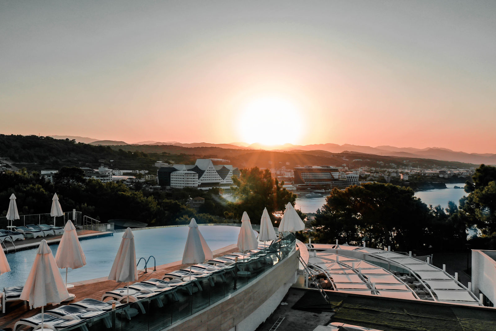 A Good Life Utopia Family Resort slide 4