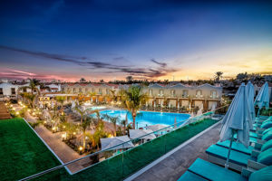 Los Calderones by LIVVO