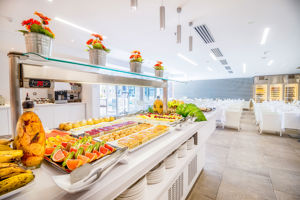 Los Calderones by LIVVO