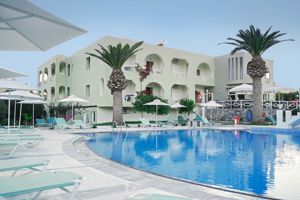 Vardis Olive Garden Hotel 