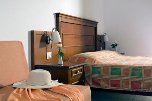 Vardis Olive Garden Hotel 