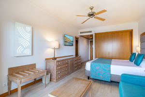 Familiekamer standaard met zwembad of zijzeezicht