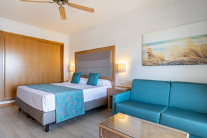 Familiekamer standaard met zwembad of zijzeezicht