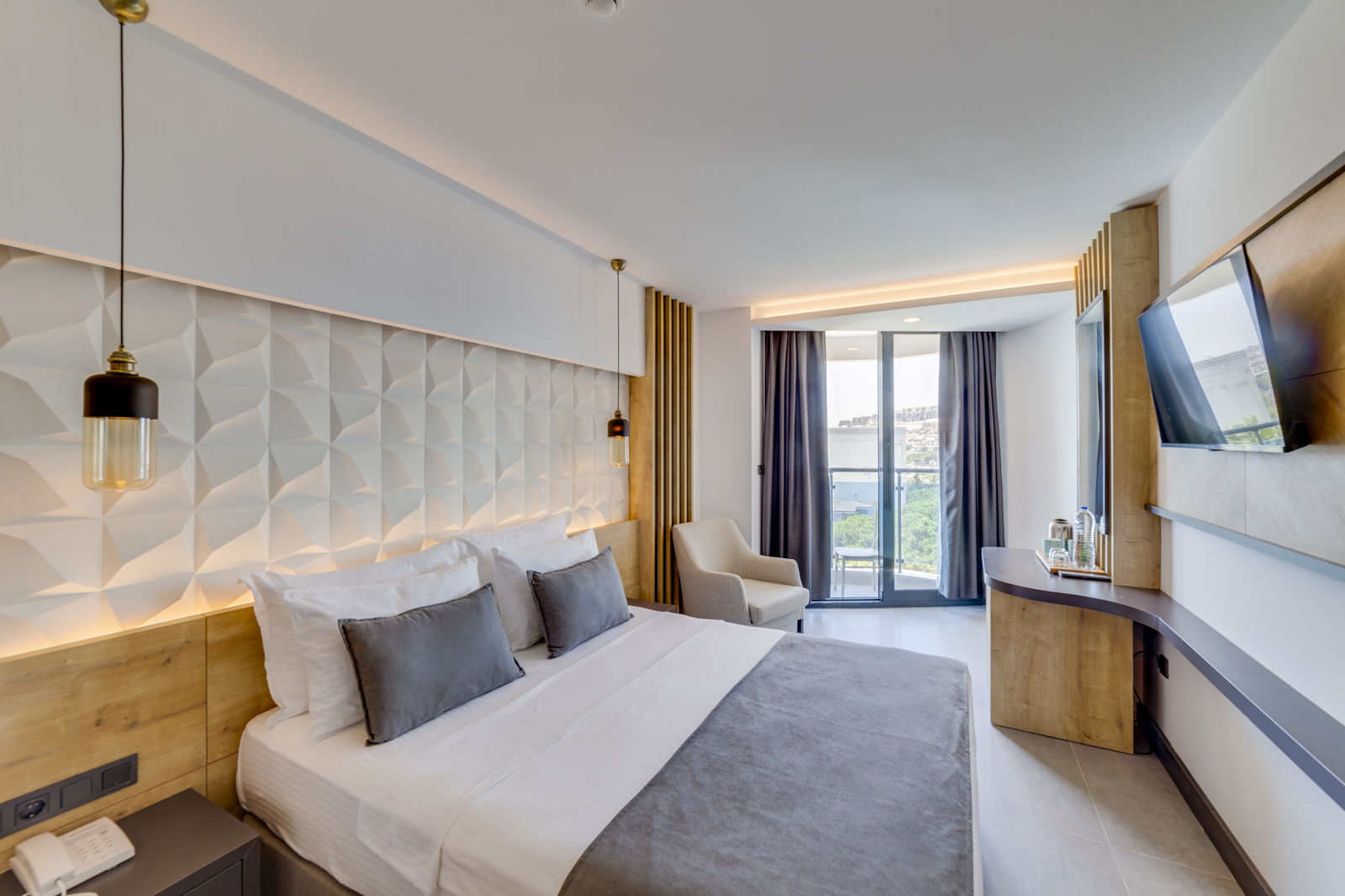 Signature Blue Resort slide 5