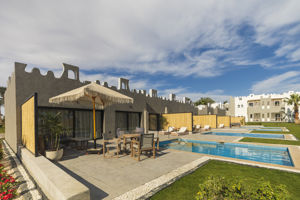 Woonvoorbeeld executive suite met jacuzzi of zwembad