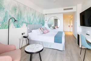 Cristina by Tigotan 16+