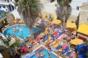 Kassavetis Center - Hotel Studios & Apartments