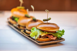 Catch laat ontbijt en snack buffet restaurant