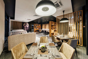 Noble a-la-carte restaurant