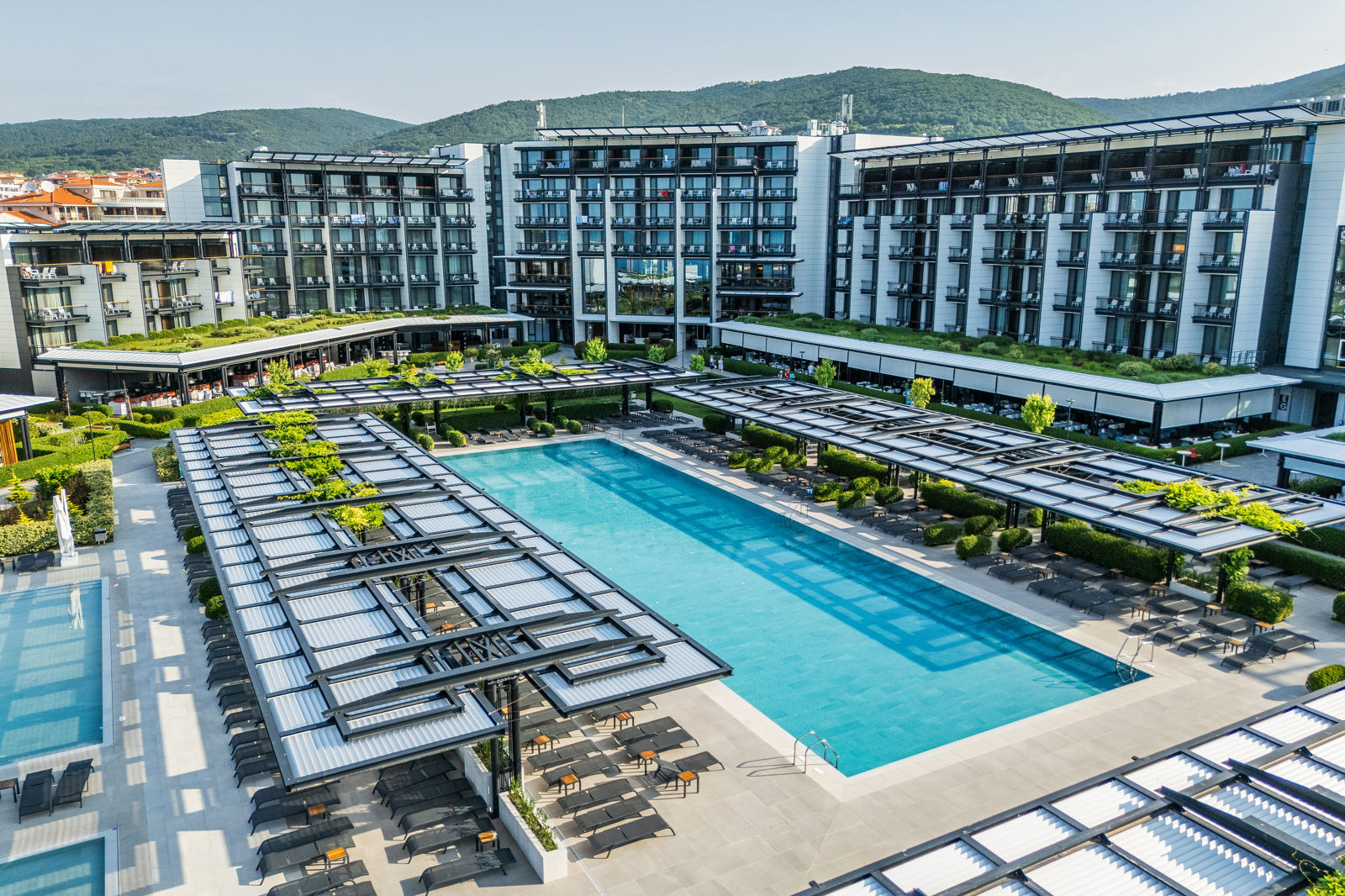 Voya Beach Resort slide 3