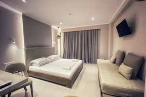 Scarabeo Hotel & Suites