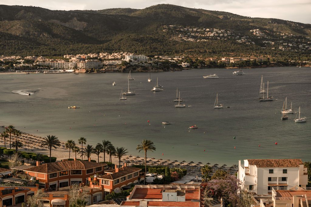 caramelo-calvia-beach-ex-cookaposs-club-calvia-beach