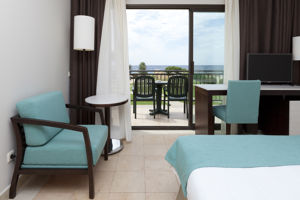 Fly & Go Impressive Playa Granada