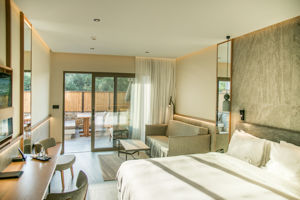 Woonvoorbeeld petite suite met tuinzicht