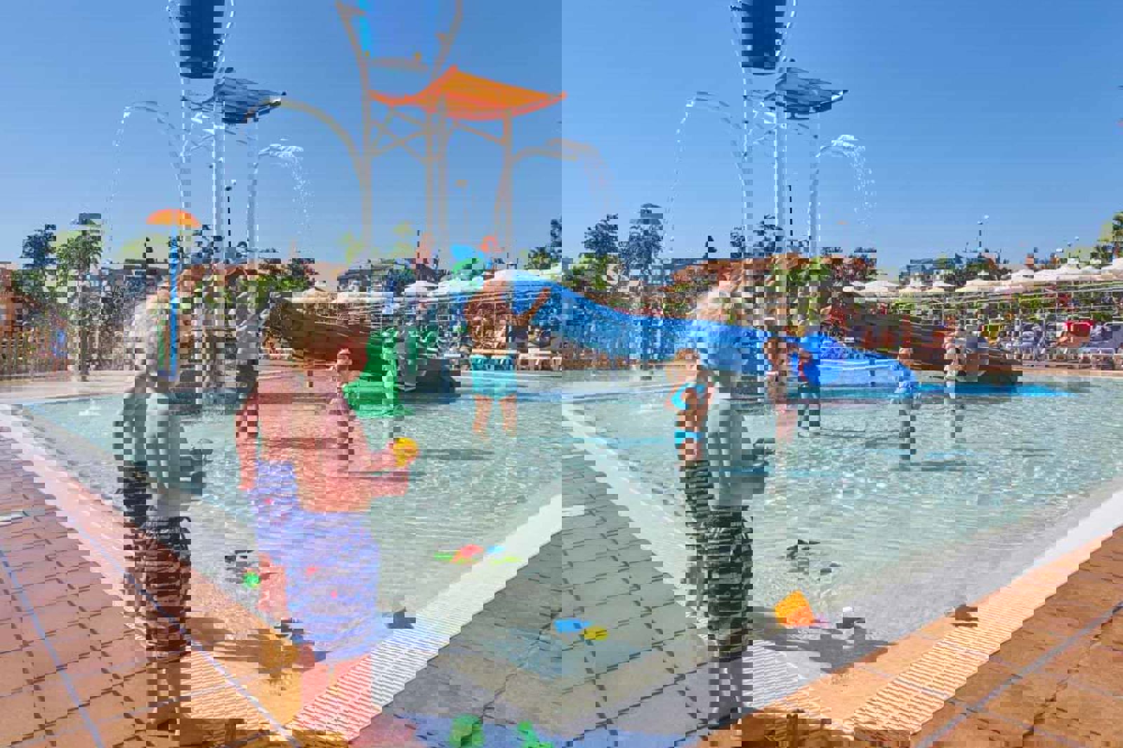 Ciudad Laurel slide 2