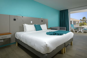 Captain Don's Habitat