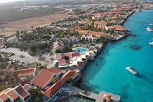 Captain Don's Habitat