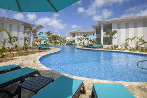 Fly & Go Captain Don's Habitat