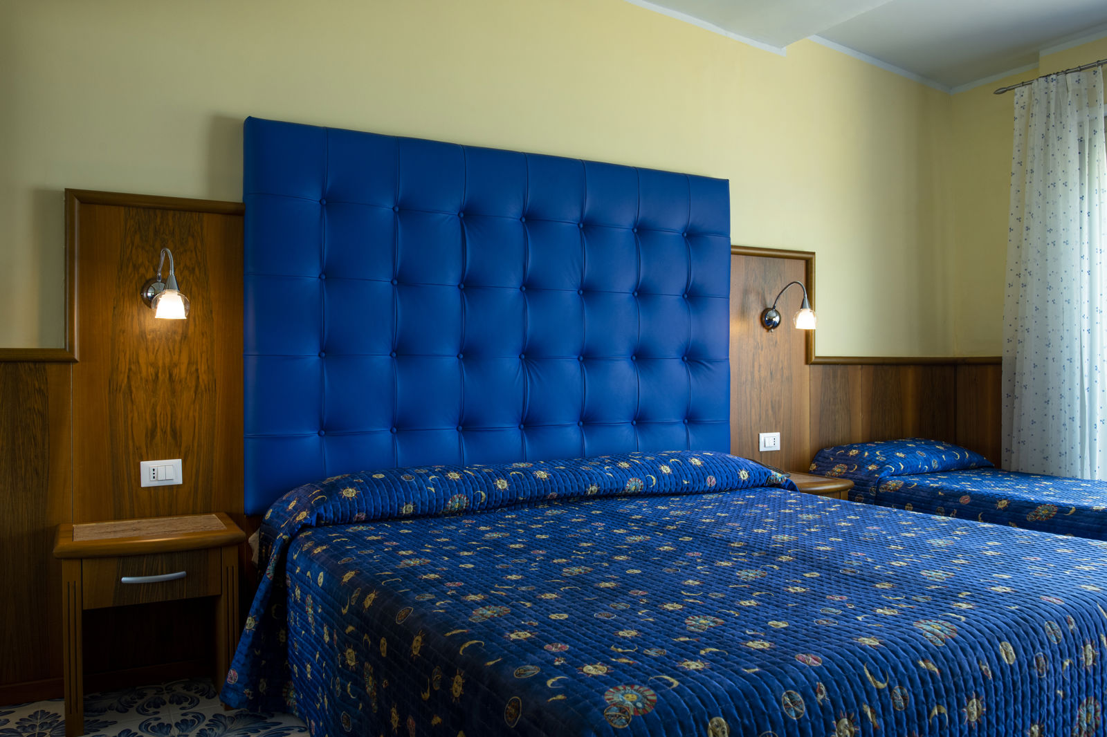 Panoramic Hotel slide 2