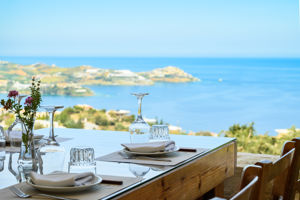 Spiros-Soula Family Hotel & Suites