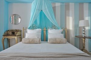 Sun Village Boutique 