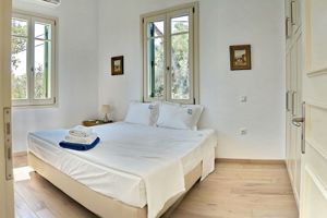 Ouzo Traditional Villa