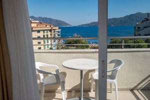 Prestige Garden Hotel