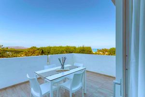 Capo Falcone Charming Apartments