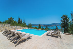 Woonvoorbeeld 4-kamervilla Type 1 met privezwembad