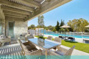 Kouros en Kori Villas