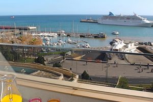 Petronella Appartement Marina Seaview