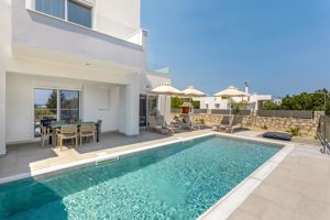 Woonvoorbeeld 4-kamervilla met privezwembad