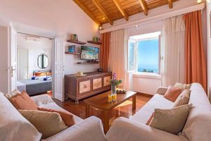 Villa Ioanna en Villa Petrino