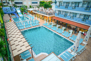 Club Big Blue Suite Hotel