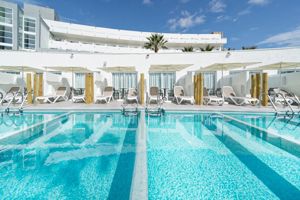 Woonvoorbeeld swim up kamer