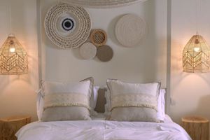 Ikies Lesbos - OIKIES