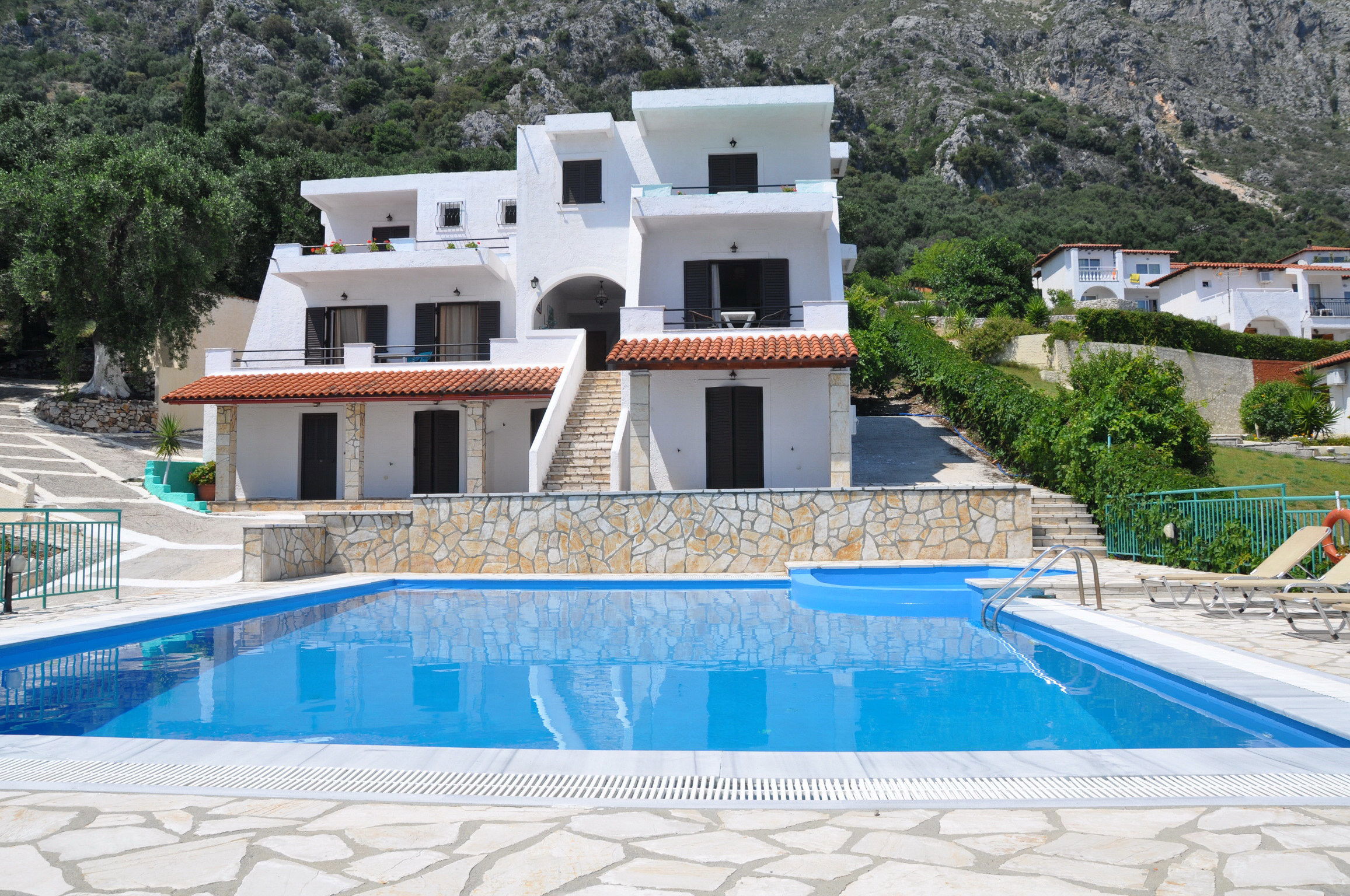 Fly & Go Yiannis Appartementen