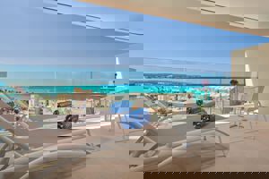 Woonvoorbeeld junior suite zeezicht