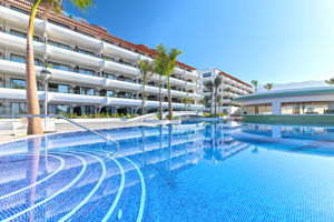 Fly & Go H10 Atlantic Sunset Horizons Collection