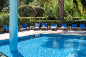 Fly & Go Dionysos Hotel