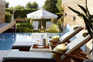 Fly & Go Elite Suites by RhodesBay