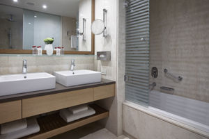 Woonvoorbeeld Amus suite badkamer