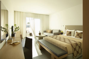 Fly & Go The Ixian Grand & All Suites