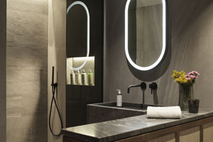 Woonvoorbeeld standaardkamer deluxe type 1 (Deluxe retreat dompelbad atriumzicht)