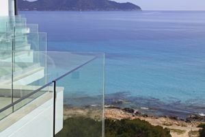 Woonvoorbeeld standaardkamer zij-zeezicht superior