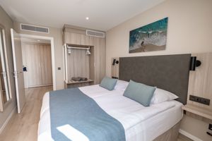 Woonvoorbeeld junior suite standaard & standaard zeezicht